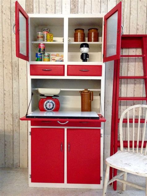 retro vintage kitchen cabinets